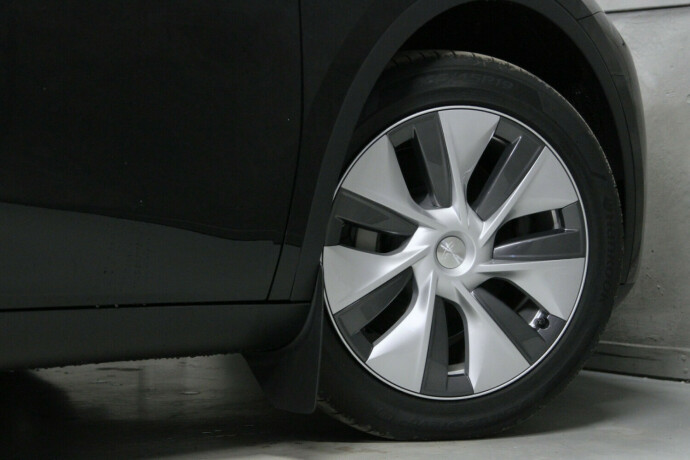 tesla-model-y-elektrisitet-2024-big-11
