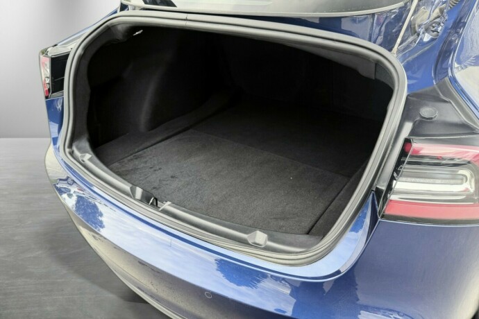 tesla-model-3-elektrisitet-2019-big-11