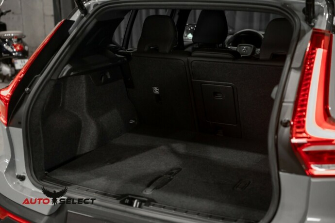 volvo-xc-40-elektrisitet-2024-big-11