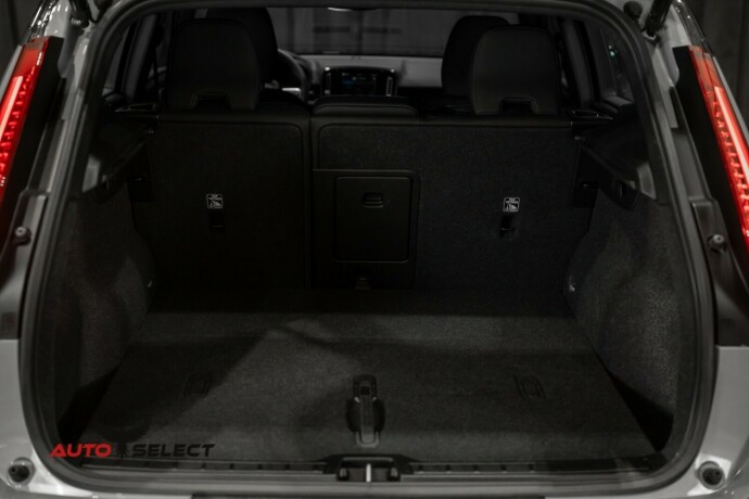 volvo-xc-40-elektrisitet-2024-big-10