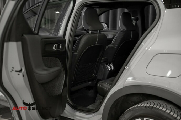 volvo-xc-40-elektrisitet-2024-big-17