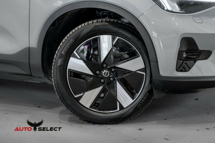 volvo-xc-40-elektrisitet-2024-big-2