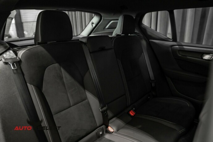 volvo-xc-40-elektrisitet-2024-big-16