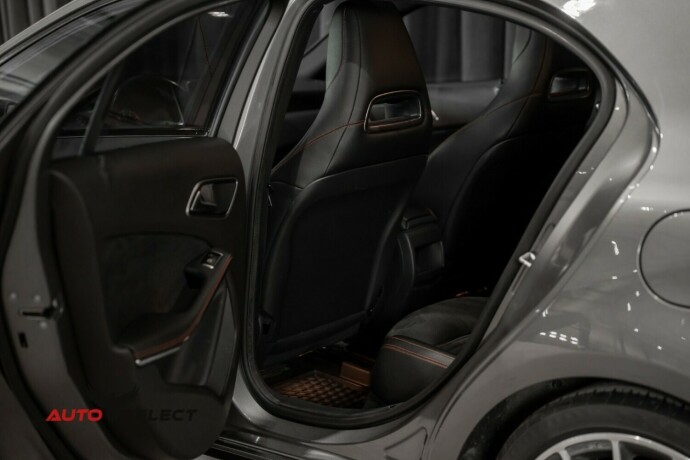 mercedes-benz-a-klasse-bensin-2014-big-14