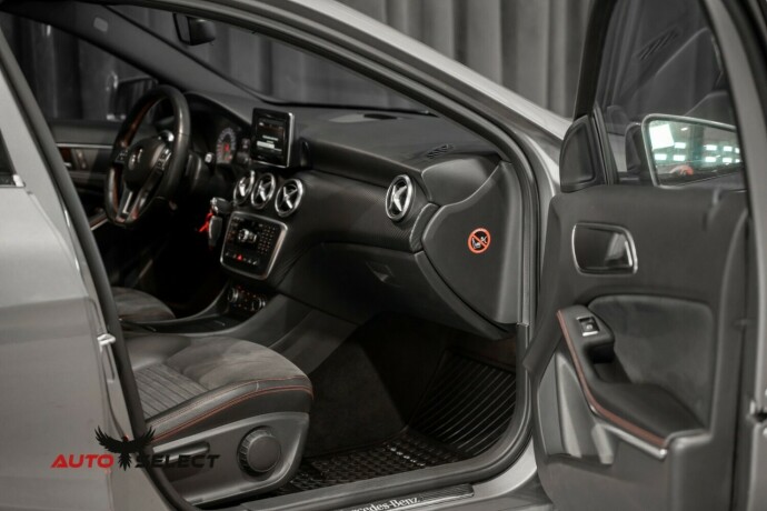 mercedes-benz-a-klasse-bensin-2014-big-16
