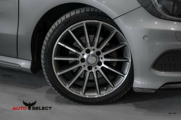 mercedes-benz-a-klasse-bensin-2014-big-2