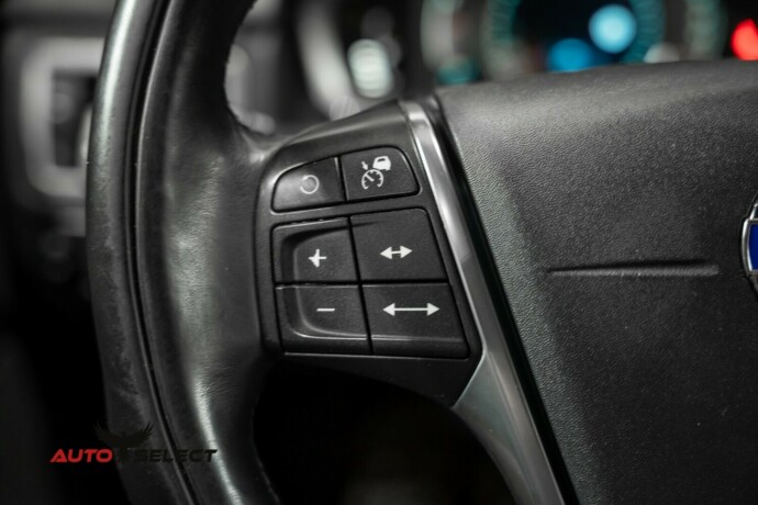 volvo-xc-70-diesel-2014-big-28