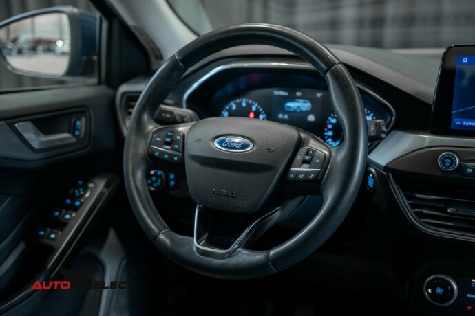 ford-focus-bensin-2020-big-22