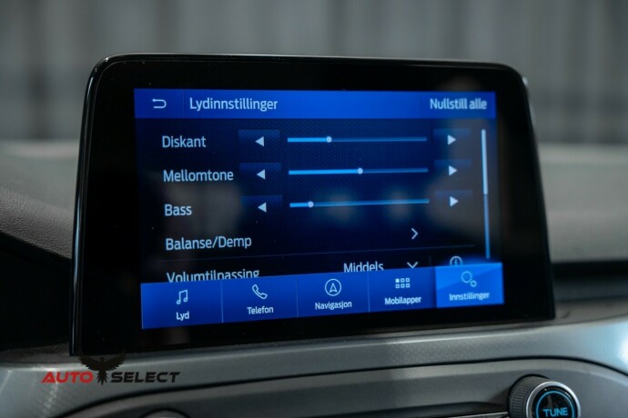 ford-focus-bensin-2020-big-39