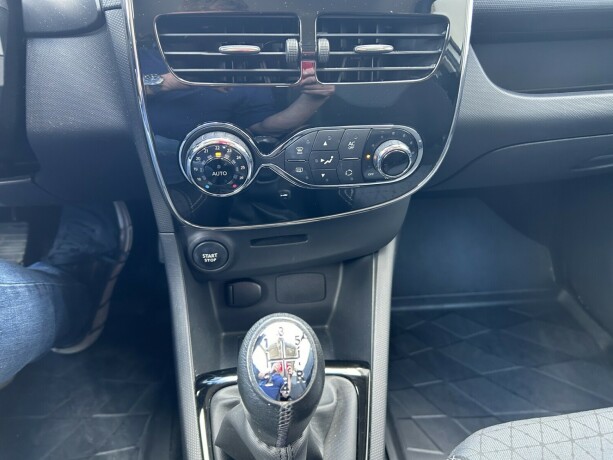 renault-clio-bensin-2015-big-23
