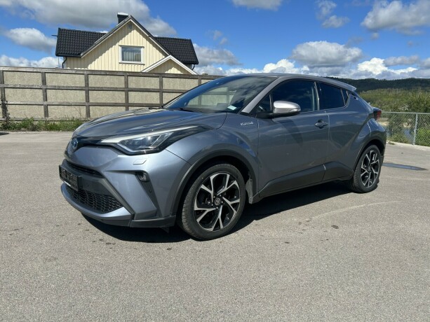 toyota-c-hr-elektrisitetbensin-2020-big-2