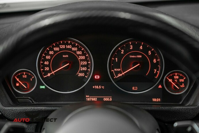 bmw-3-serie-elektrisitetbensin-2017-big-30