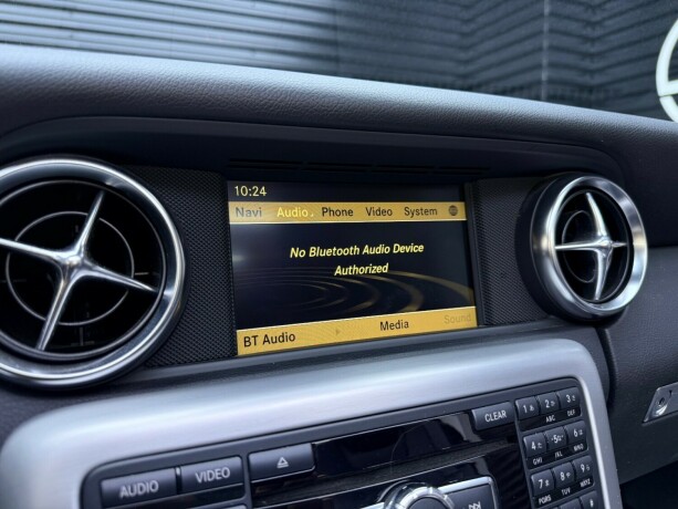 mercedes-benz-slk-bensin-2012-big-16