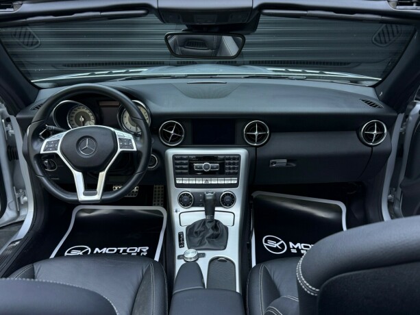 mercedes-benz-slk-bensin-2012-big-8