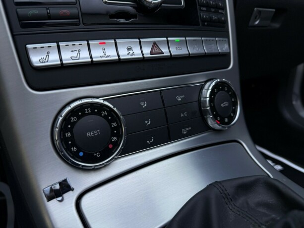 mercedes-benz-slk-bensin-2012-big-21