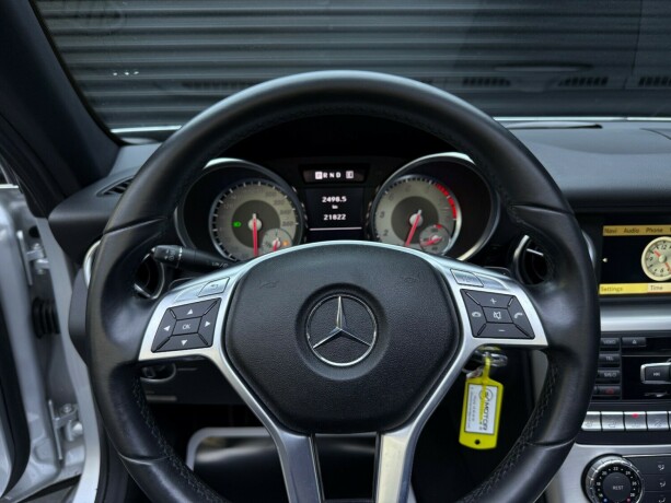 mercedes-benz-slk-bensin-2012-big-12