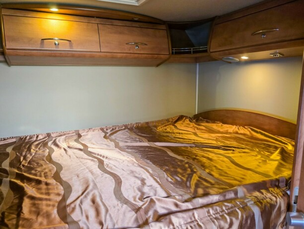 carthago-chic-c-line-t-diesel-2011-big-72