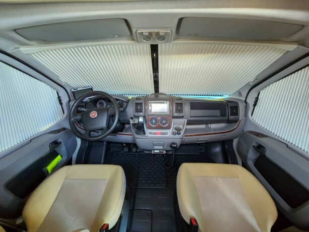 carthago-chic-c-line-t-diesel-2011-big-36