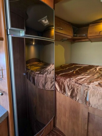 carthago-chic-c-line-t-diesel-2011-big-69