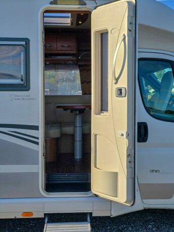 carthago-chic-c-line-t-diesel-2011-big-16