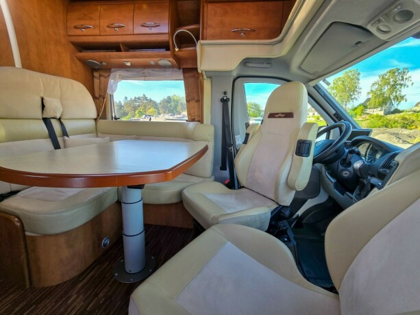 carthago-chic-c-line-t-diesel-2011-big-29