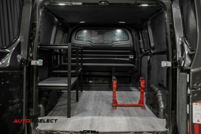 ford-transit-custom-diesel-2018-big-10