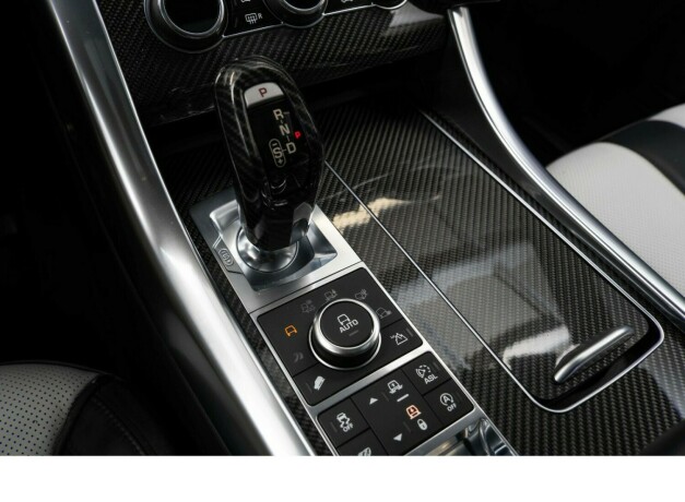 land-rover-range-rover-sport-bensin-2015-big-24
