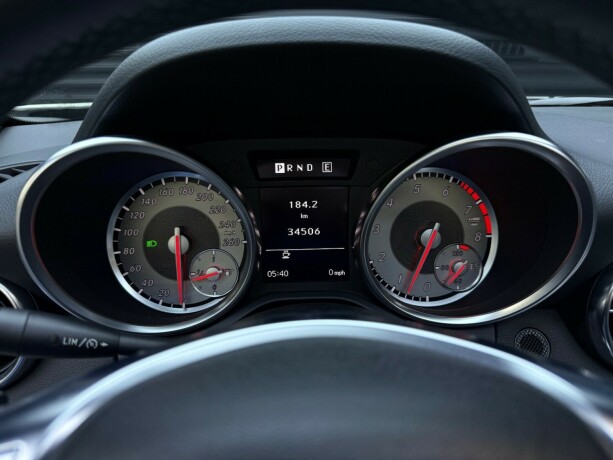 mercedes-benz-slk-bensin-2012-big-14