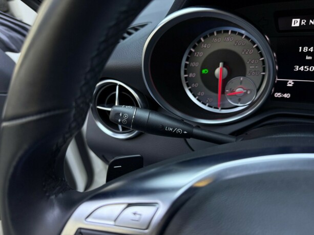 mercedes-benz-slk-bensin-2012-big-13