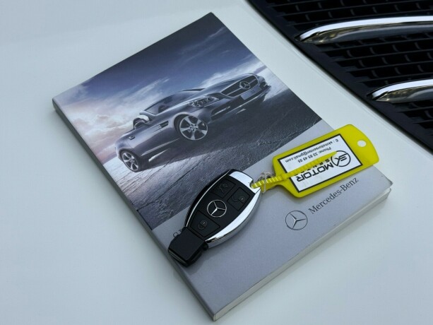 mercedes-benz-slk-bensin-2012-big-29