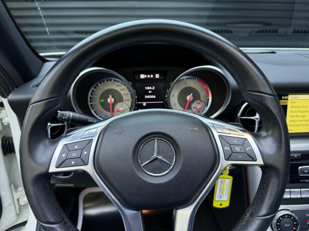 mercedes-benz-slk-bensin-2012-big-12