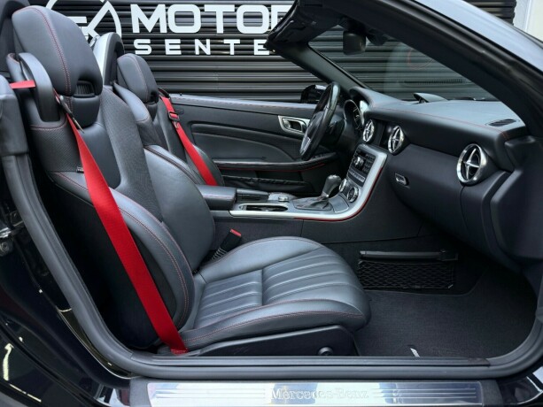 mercedes-benz-slk-bensin-2012-big-28