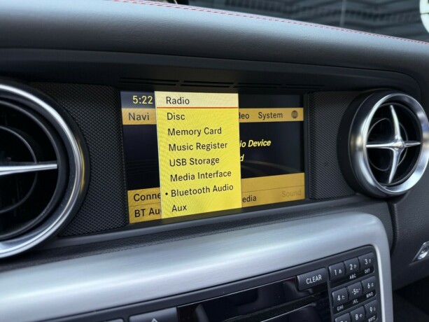 mercedes-benz-slk-bensin-2012-big-19