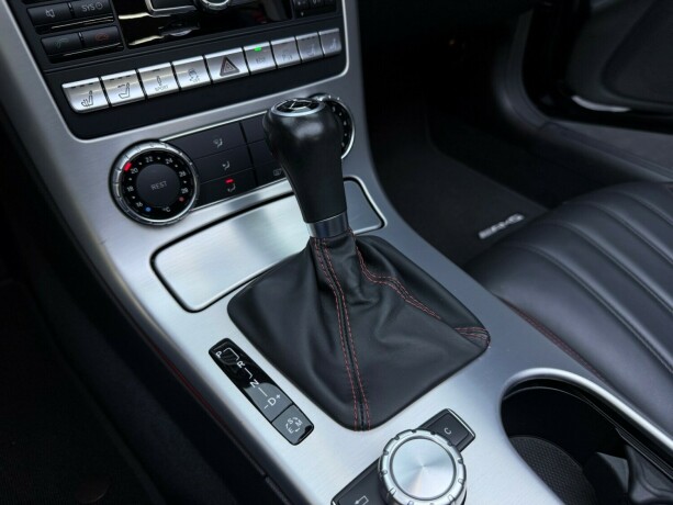 mercedes-benz-slk-bensin-2012-big-24