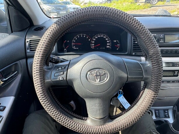 toyota-corolla-bensin-2006-big-11