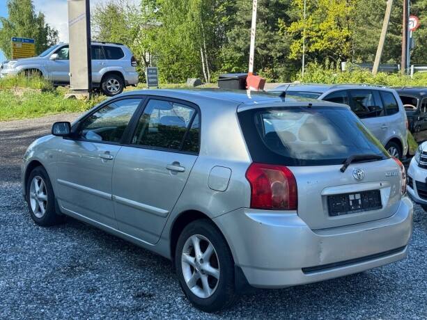toyota-corolla-bensin-2006-big-2