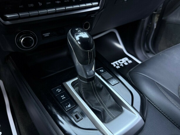 isuzu-d-max-diesel-2021-big-17