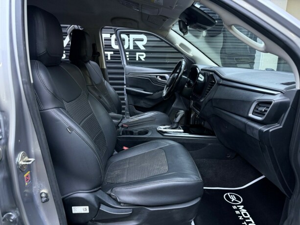 isuzu-d-max-diesel-2021-big-19