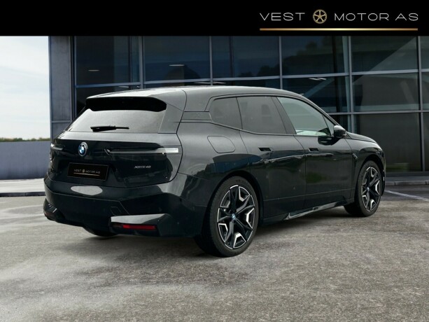 bmw-ix-elektrisitet-2022-big-7