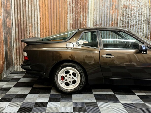 porsche-944-bensin-1987-big-4
