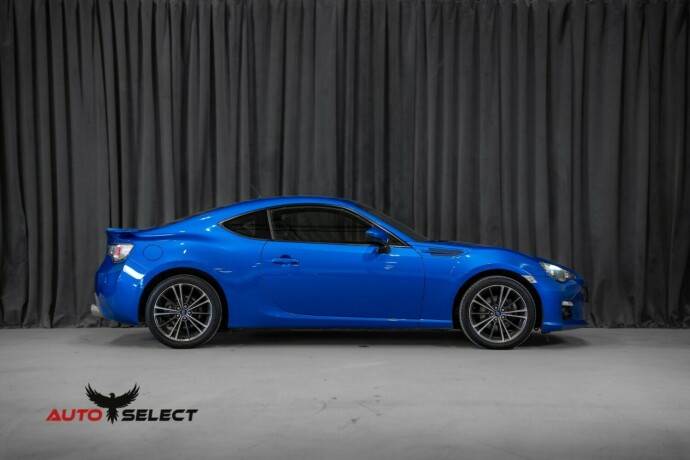subaru-brz-bensin-2014-big-11