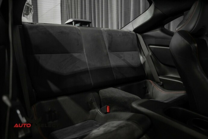 subaru-brz-bensin-2014-big-15