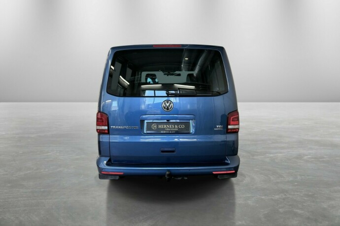 volkswagen-transporter-diesel-2013-big-8