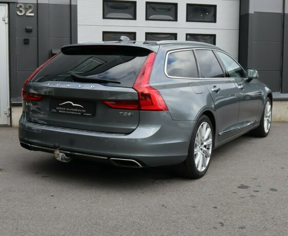 volvo-v90-elektrisitetbensin-2018-big-3