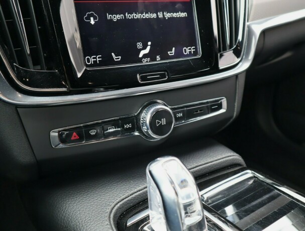 volvo-v90-elektrisitetbensin-2018-big-24