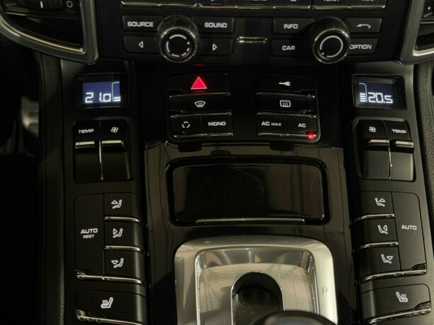 porsche-cayenne-diesel-2010-big-23