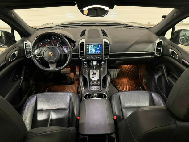 porsche-cayenne-diesel-2010-big-15