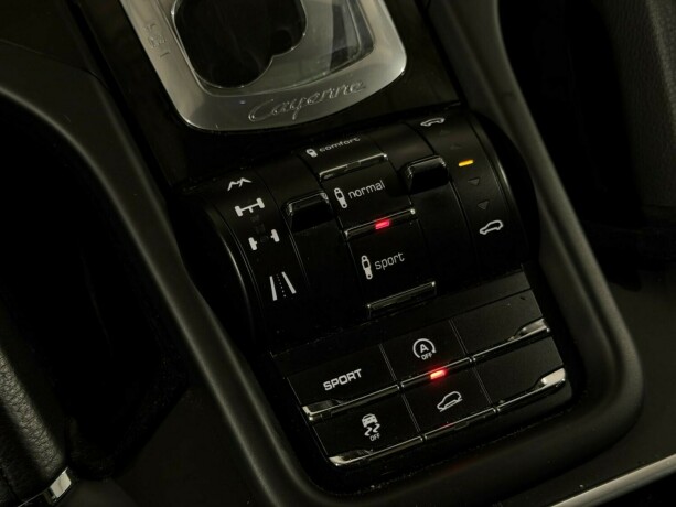 porsche-cayenne-diesel-2010-big-25