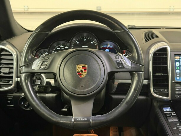 porsche-cayenne-diesel-2010-big-16