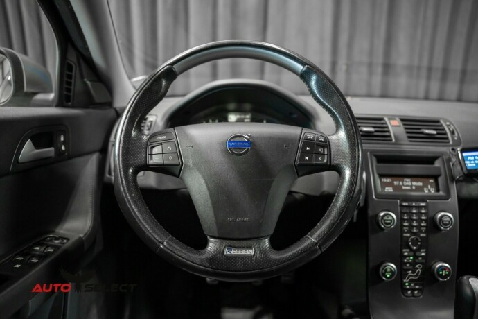 volvo-v50-diesel-2009-big-21